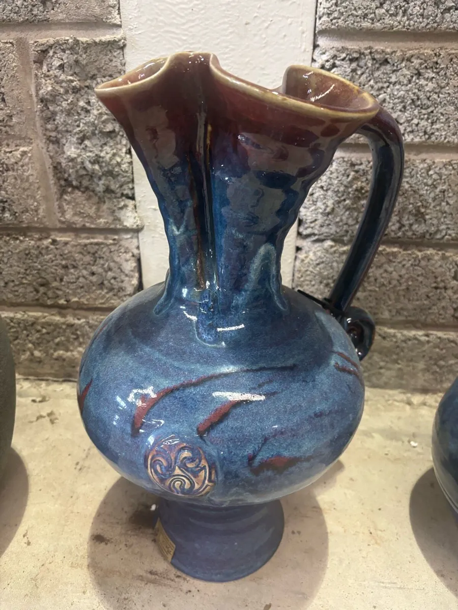 Vases - Image 3