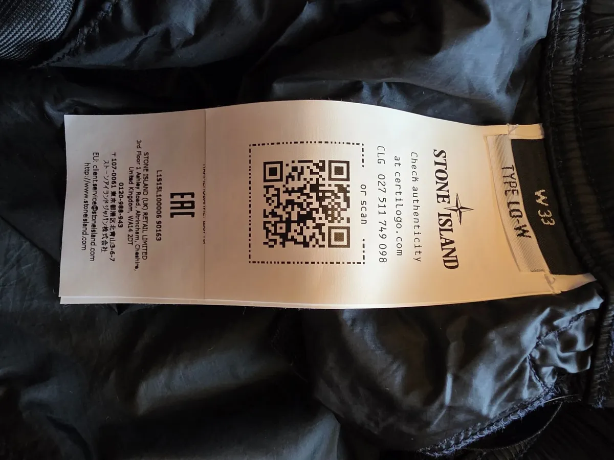 Stone island shorts - Image 1