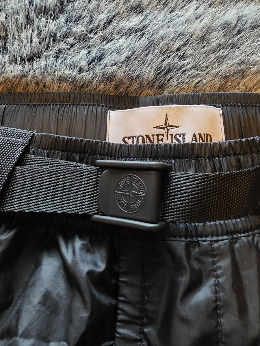 Stone island shorts - Image 3