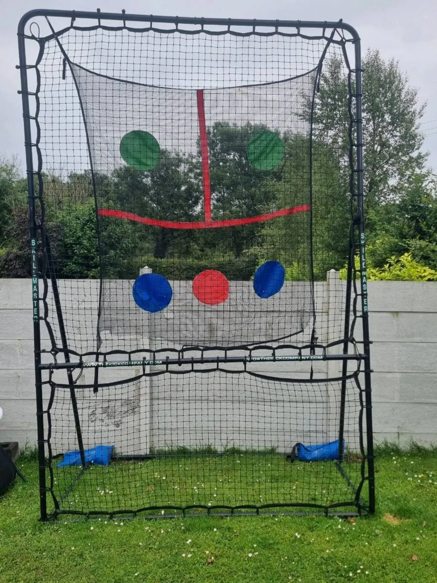 Ball Rebounder