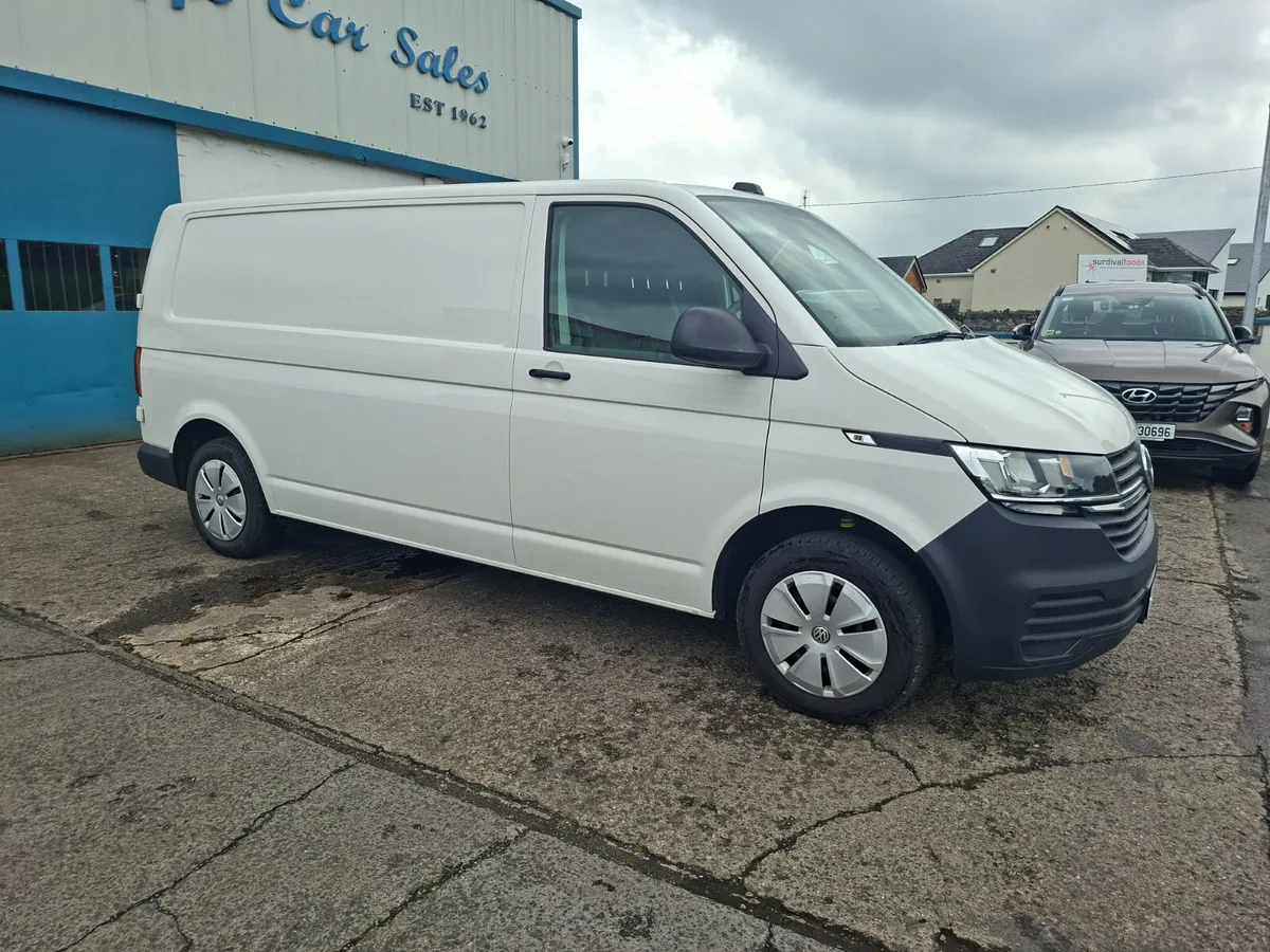 2022 VW Transporter  TDI 110HP LWB  €19950 inc - Image 2