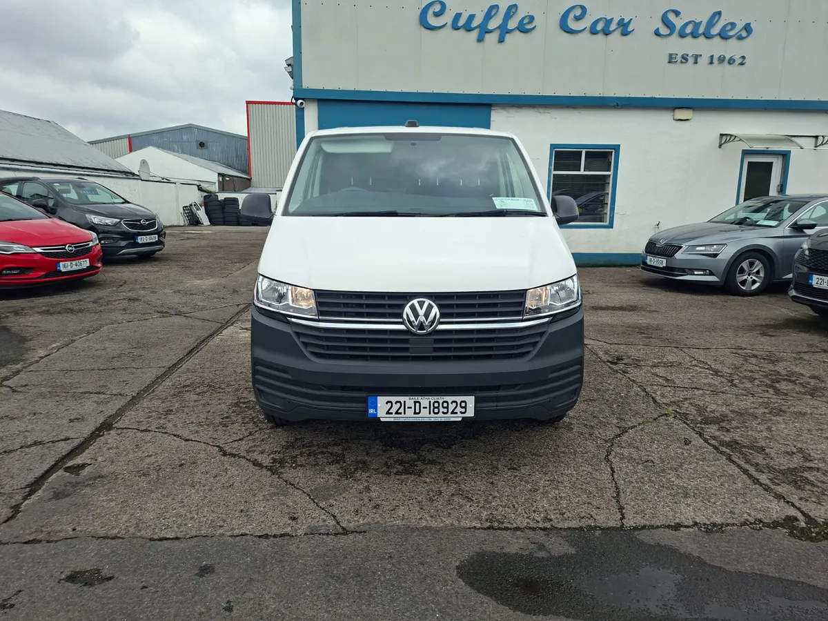 2022 VW Transporter  TDI 110HP LWB  €19950 inc - Image 3