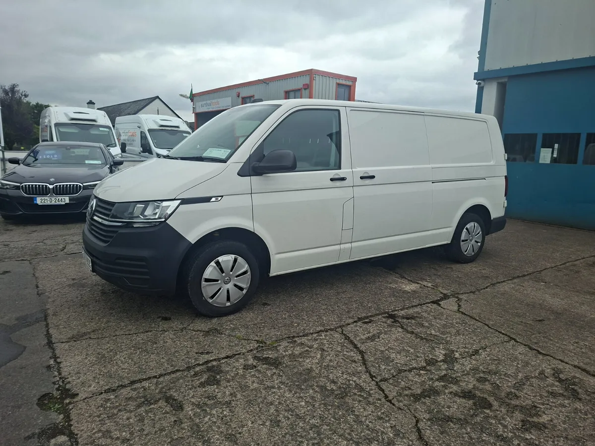 2022 VW Transporter  TDI 110HP LWB  €19950 inc - Image 4