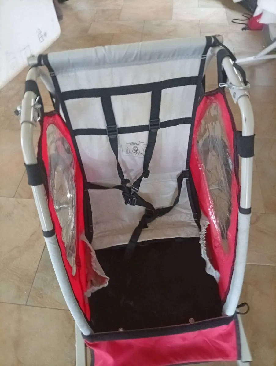 Single child bike trailer - Image 1