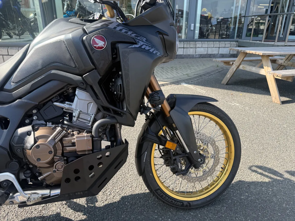 2019 Honda Africa Twin DCT - Image 2