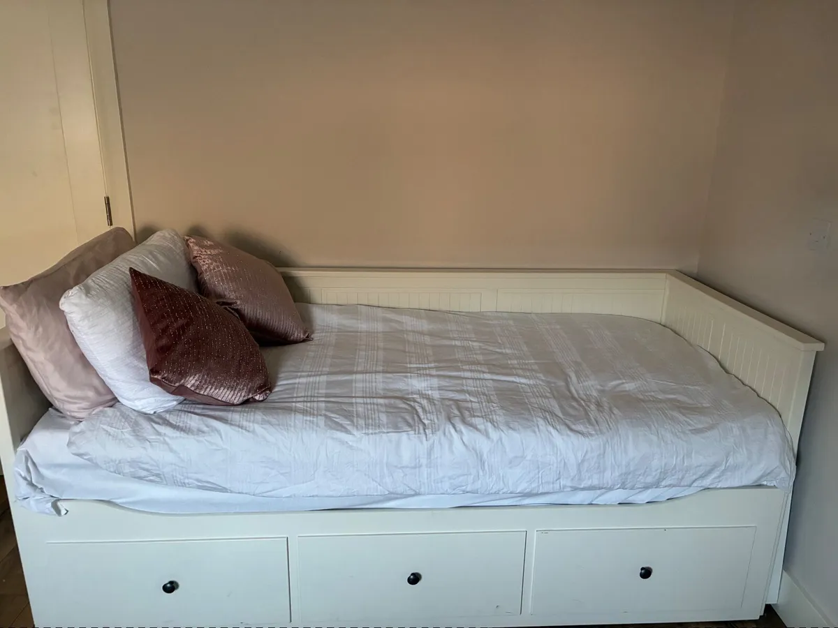 Hemnes Daybed for Sale - Image 3