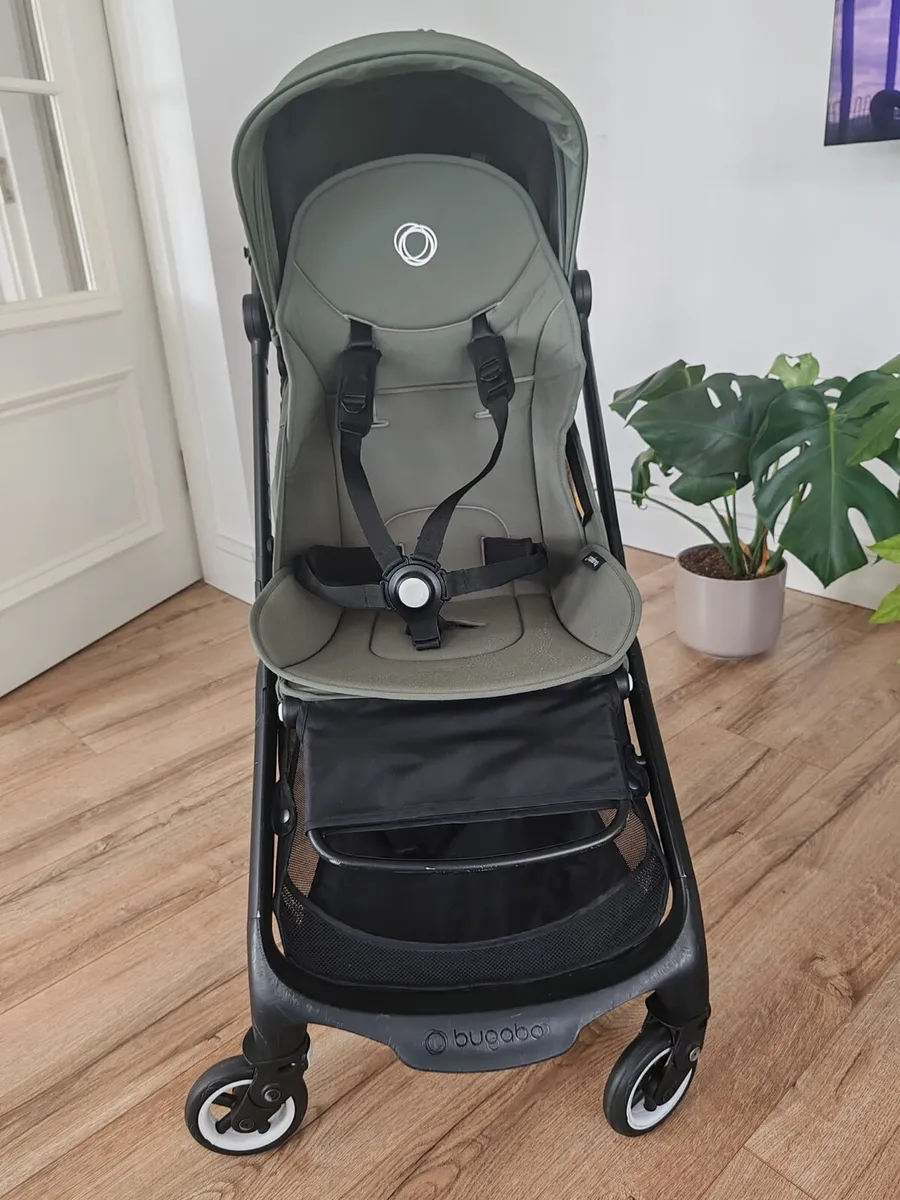 Bugaboo Butterfly Stroller – Forest Green – Very G - Image 2