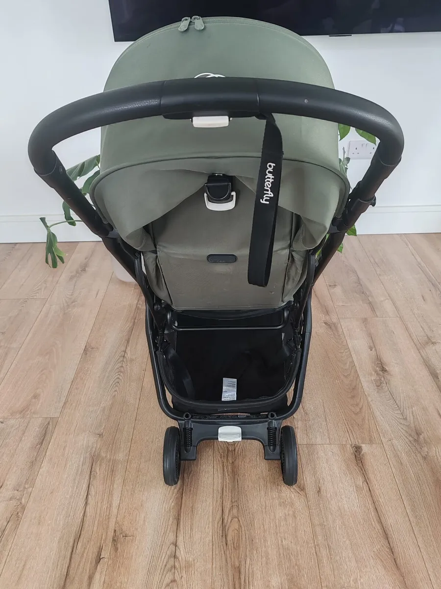 Bugaboo Butterfly Stroller – Forest Green – Very G - Image 3