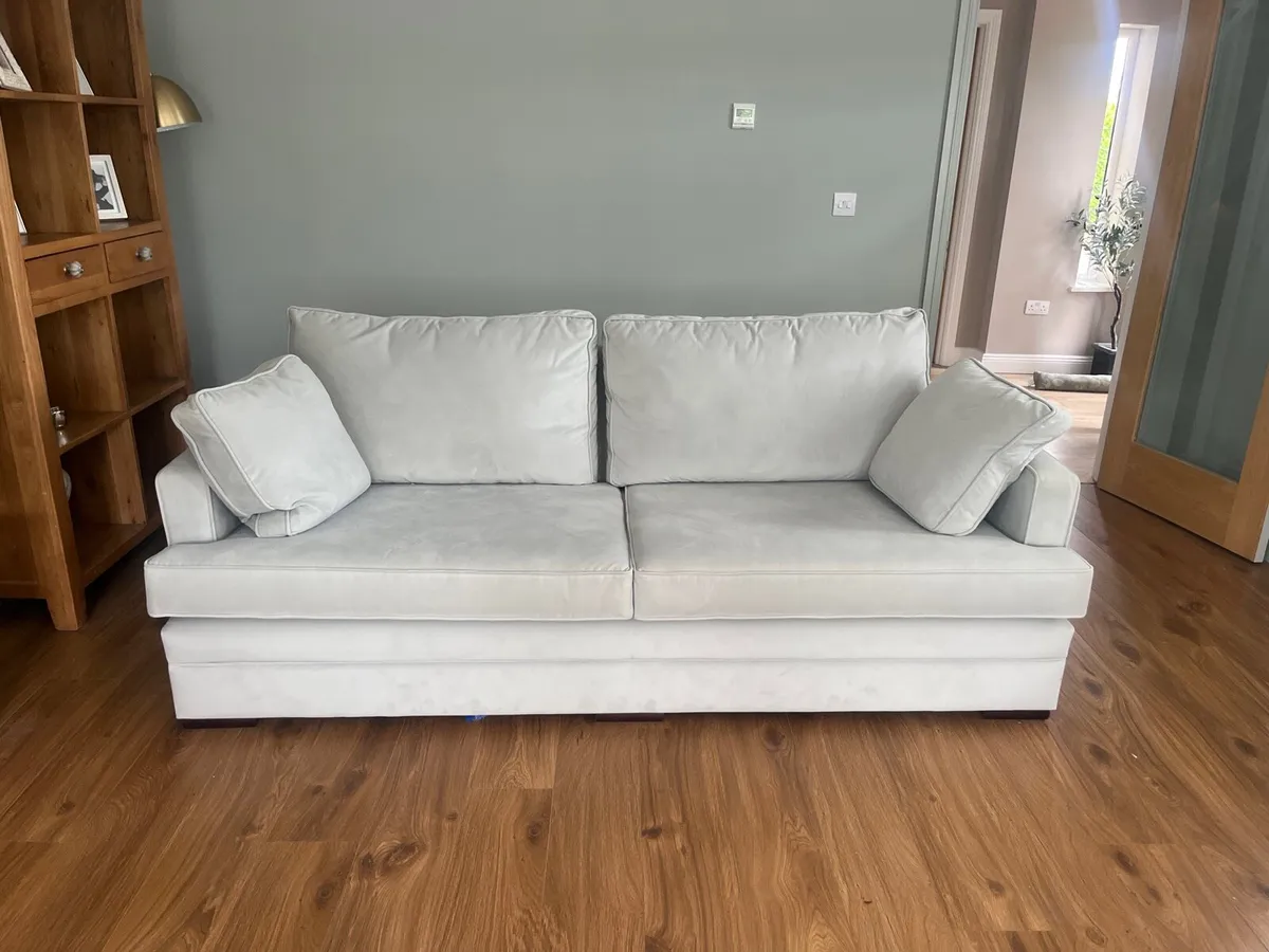 Bespoke handmade sofa - Image 1