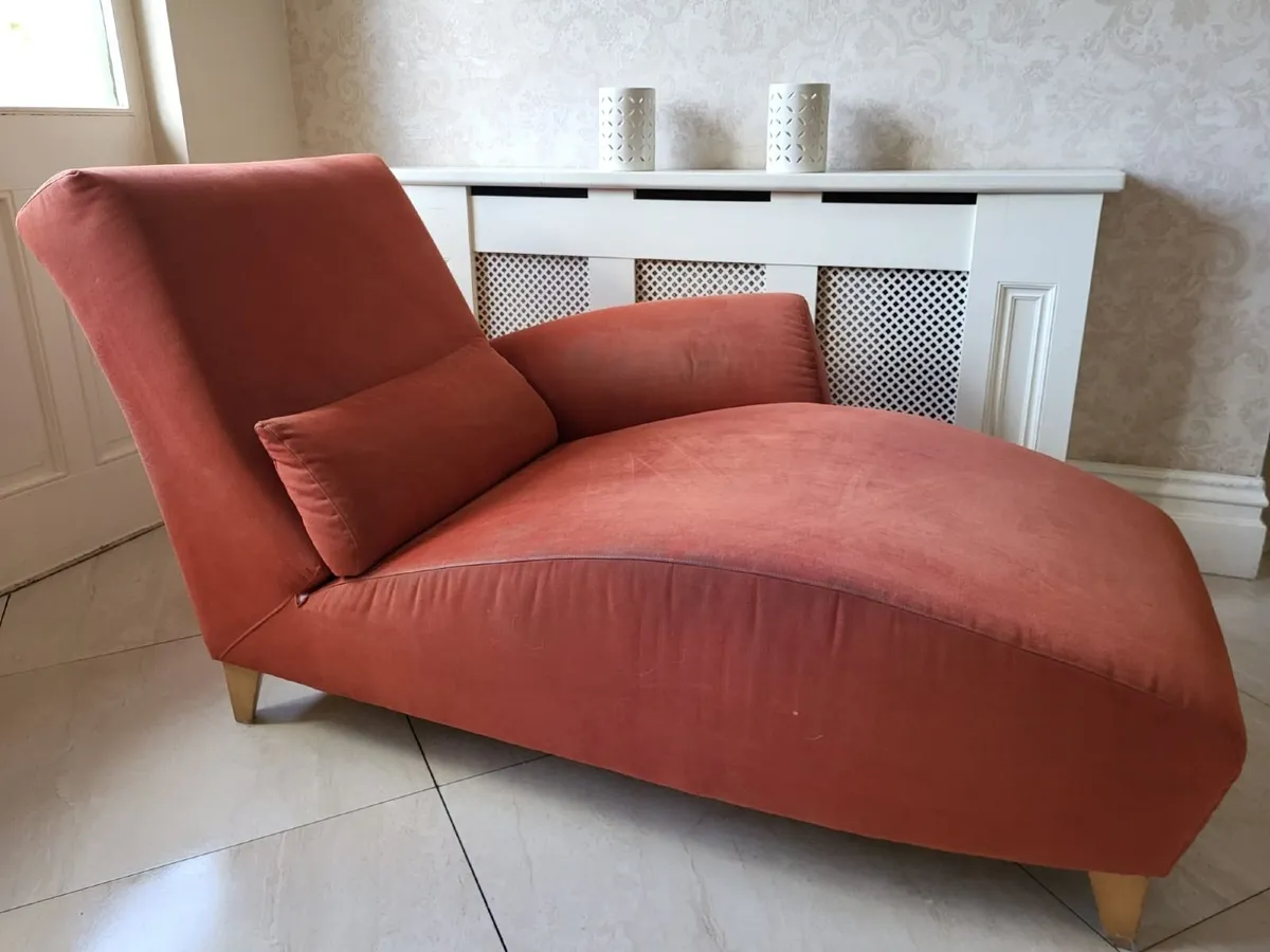 Chaise Lounge - Image 3