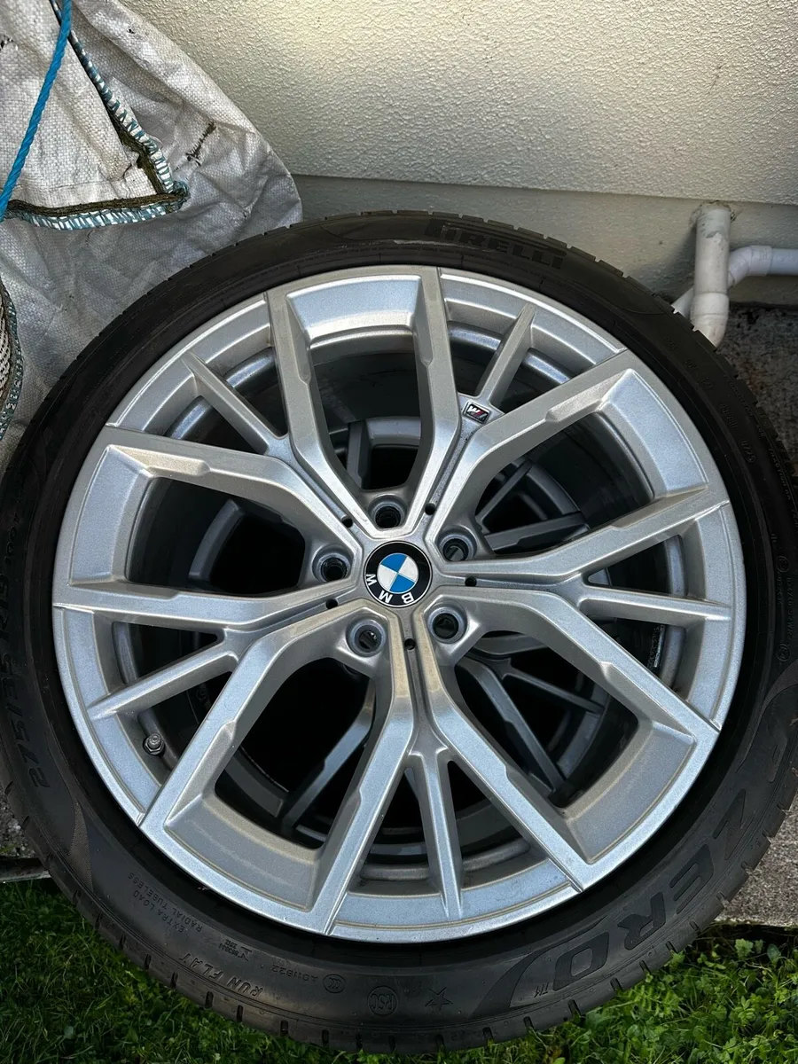 19” BMW M Sport Genuine Alloys Good Tyres - Image 3
