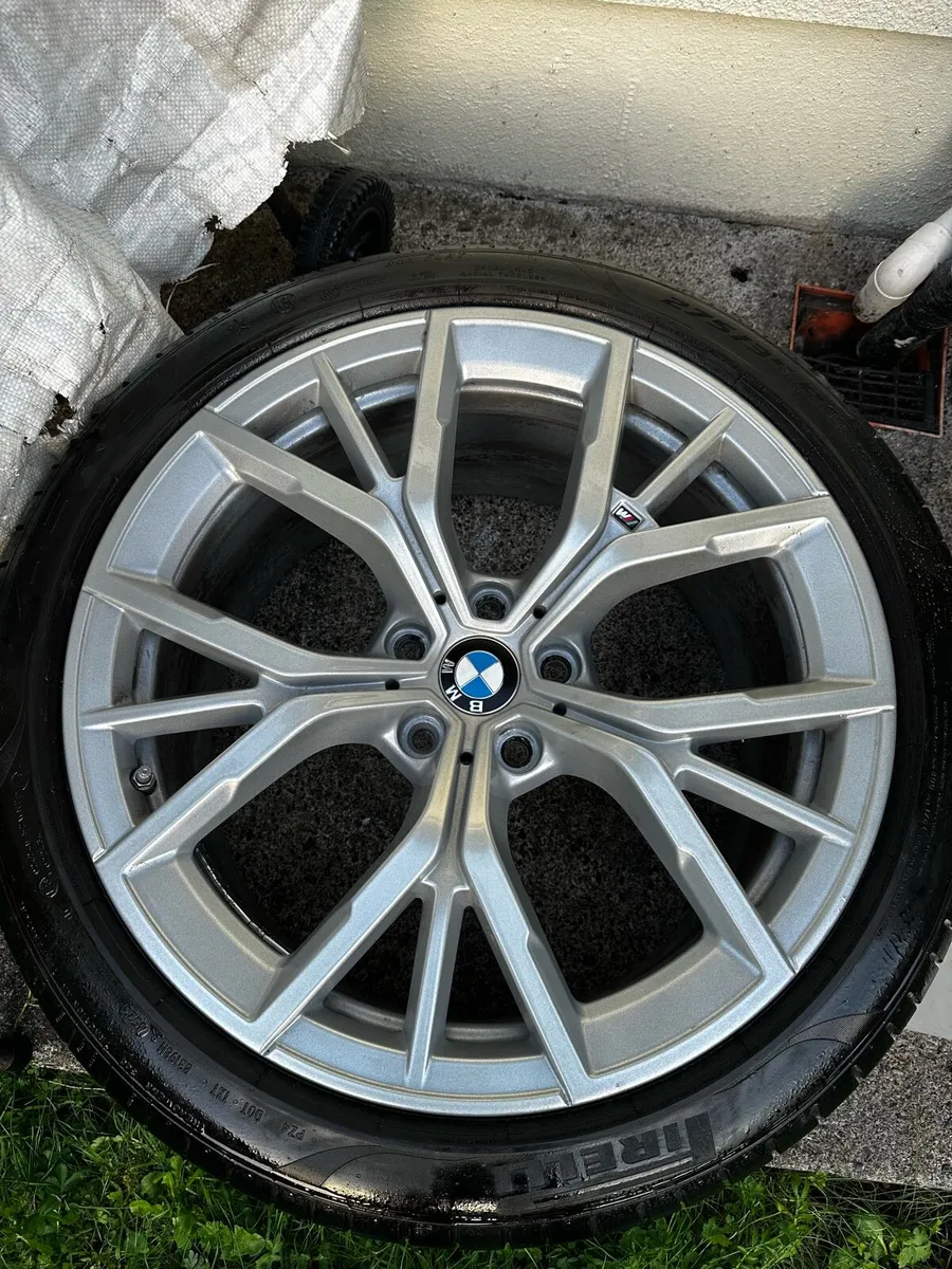 19” BMW M Sport Genuine Alloys Good Tyres - Image 4