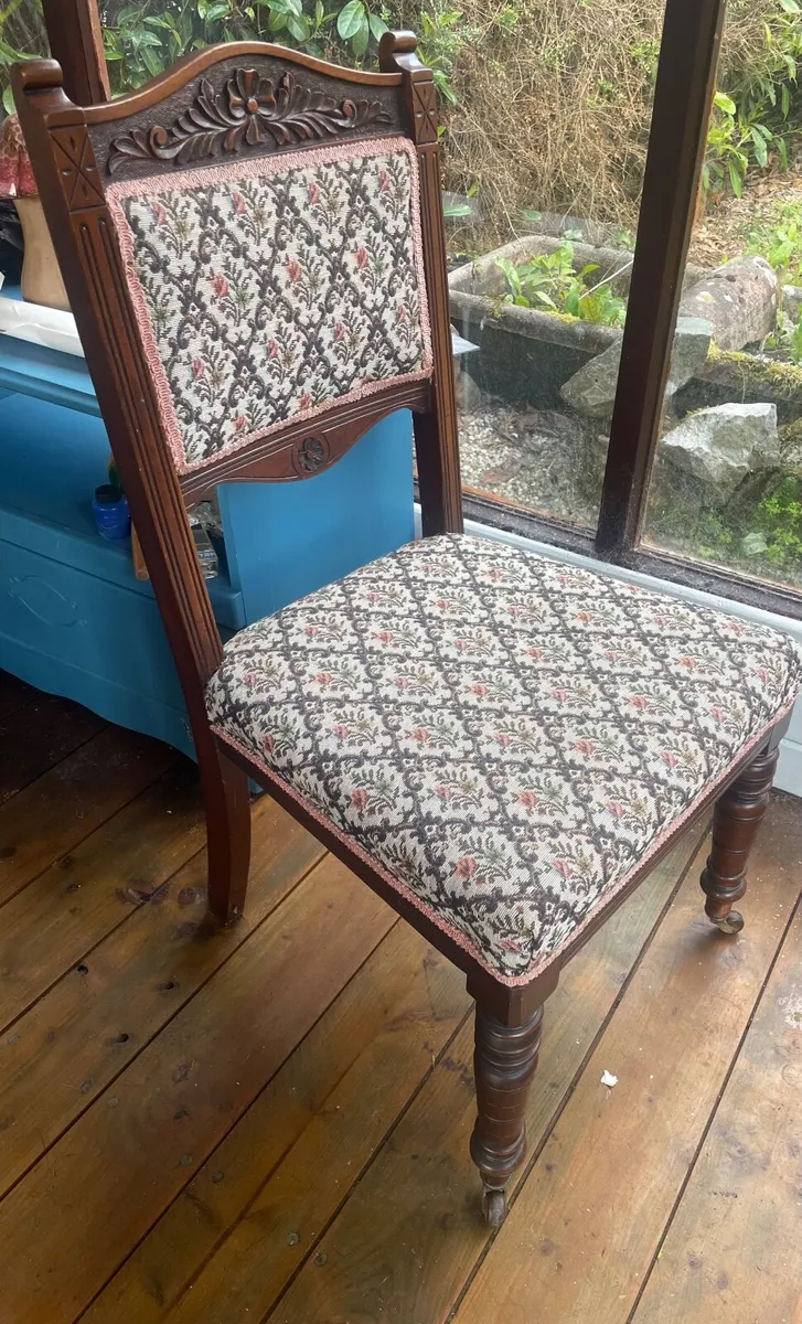 Solid wooden chairs - Image 2
