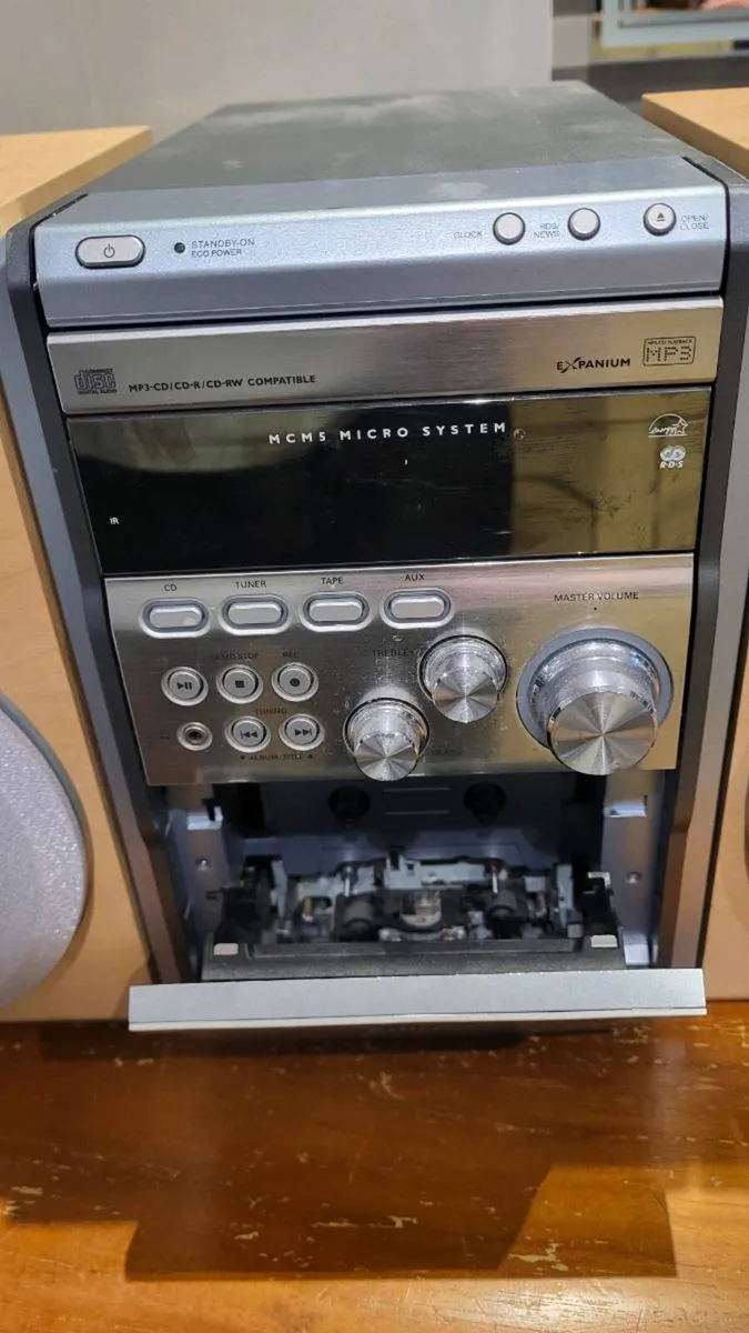 Philips Hi-Fi CD, Cassette, Radio, Aux stereo - Image 2