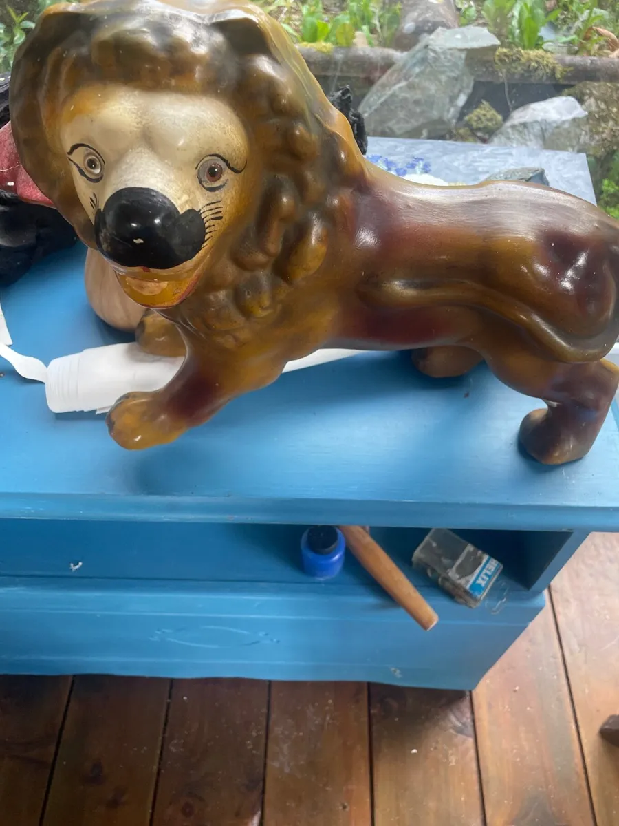 Lion antique ornament - Image 3