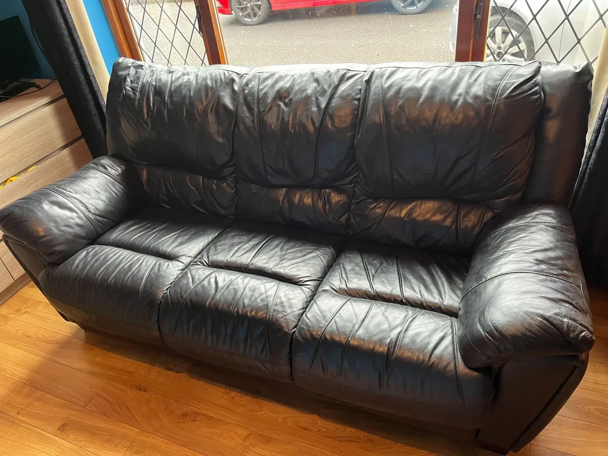 3 Seater Black Leather Sofa - Image 4