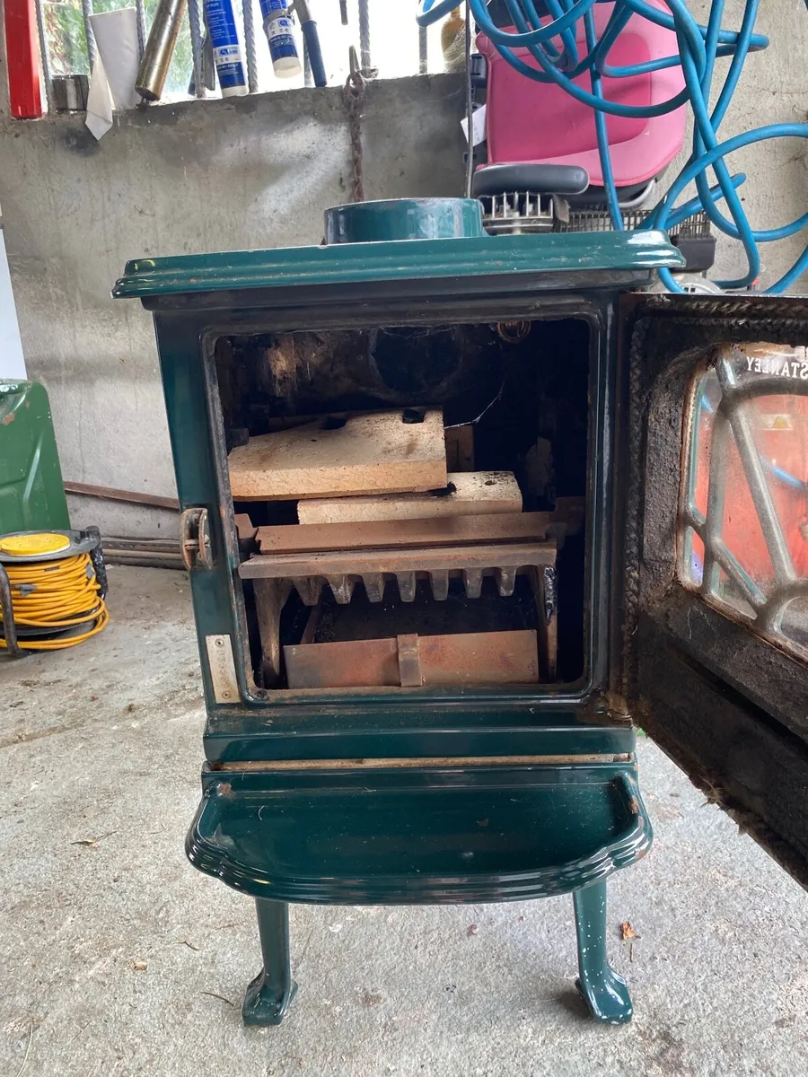 Stanley Fionn Stove - Image 4