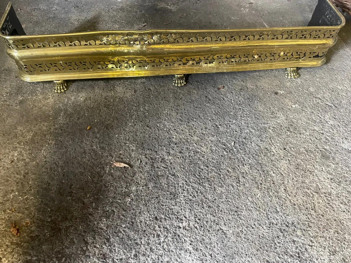 Brass fire fendor - Image 2