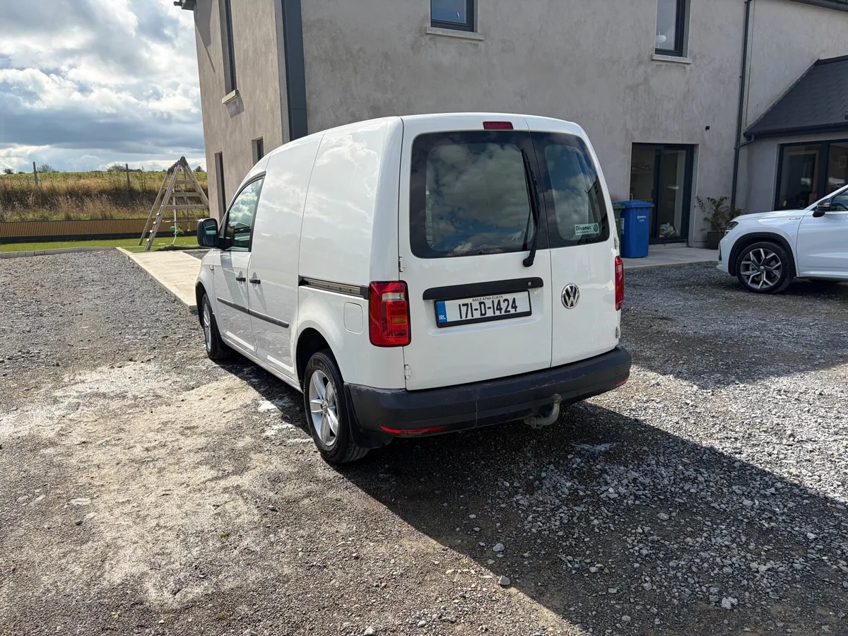 VW Caddy - Image 4