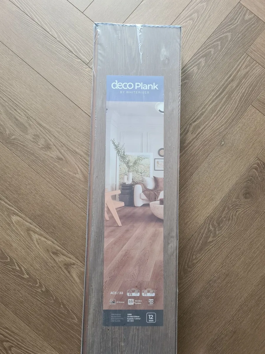 Laminate Flooring - Image 3