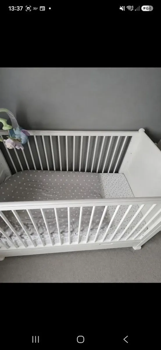 Hampton cot bed - Image 4