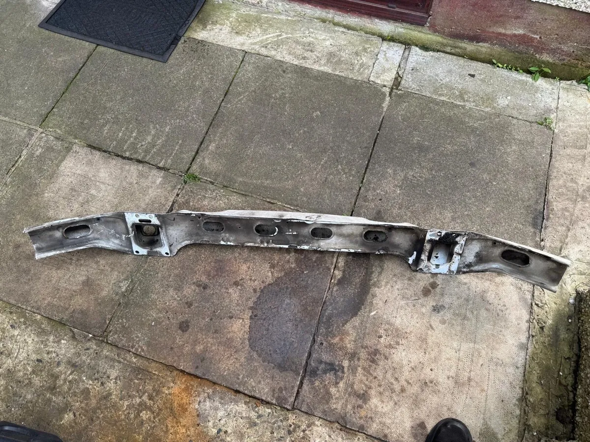 2006 - 2018 Mercedes-Benz  Sprinter W906 Crash Bar - Image 2
