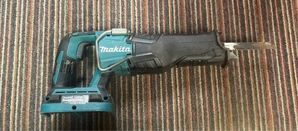 Makita DJR360 Reciprocating Saw - Image 4