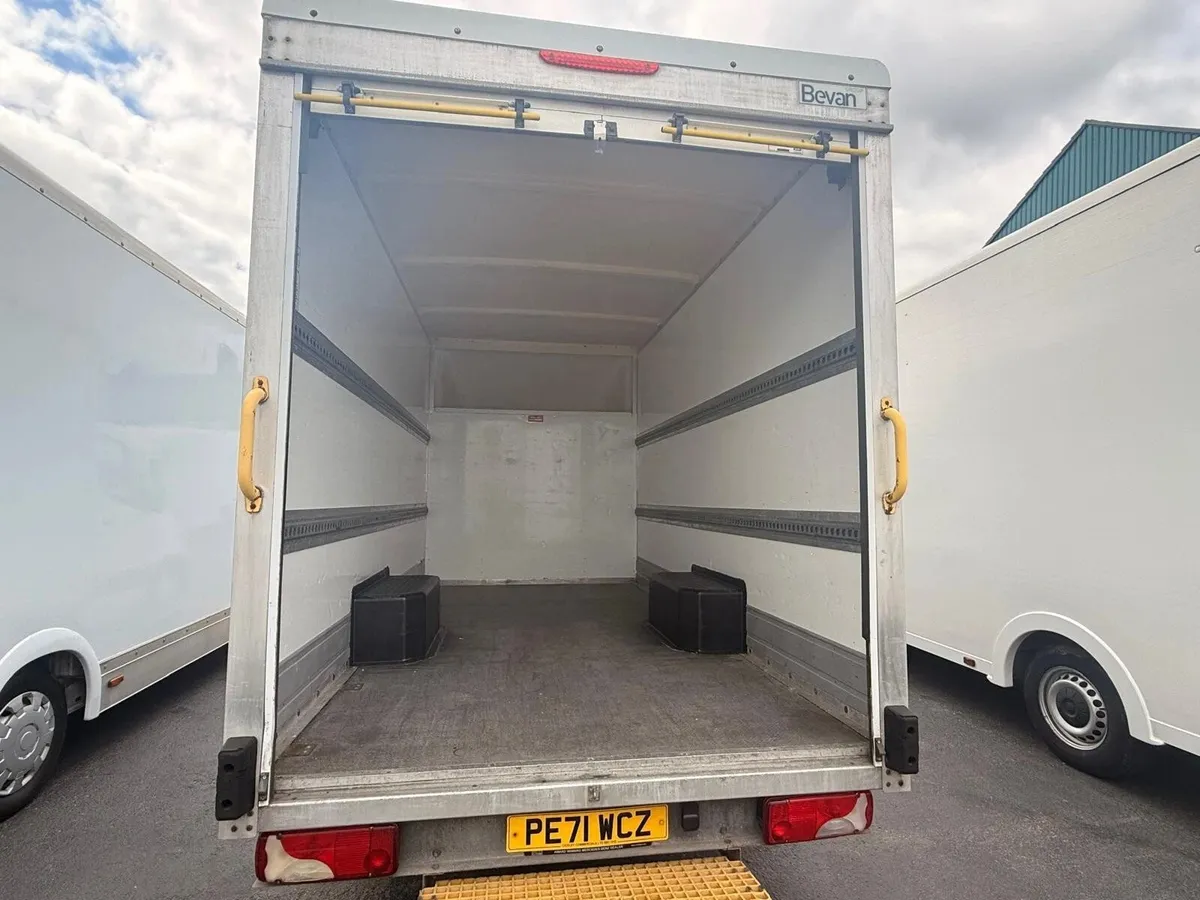 2021 Mercedes-Benz Sprinter Luton Low Loader Van - Image 2