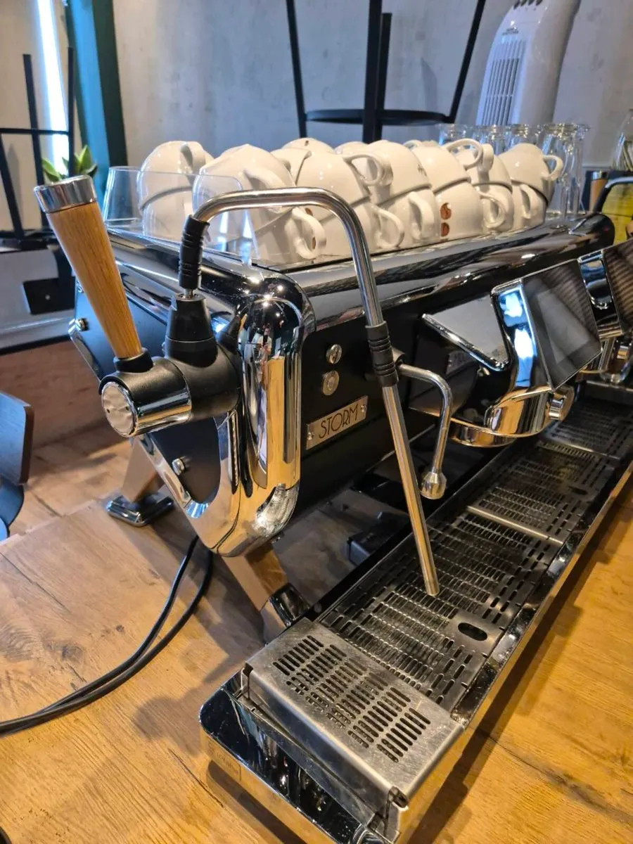Astoria Storm Altitude 3 group coffee machine - Image 1