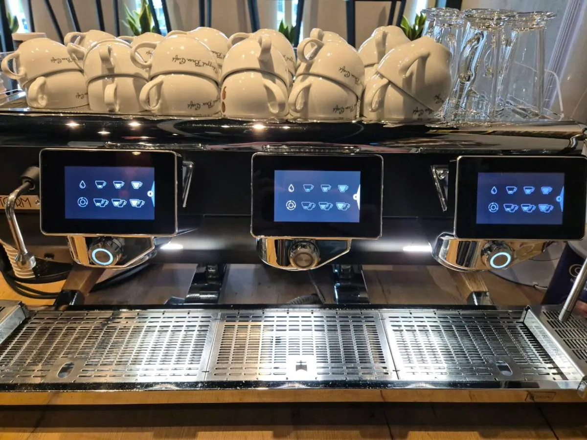 Astoria Storm Altitude 3 group coffee machine - Image 3
