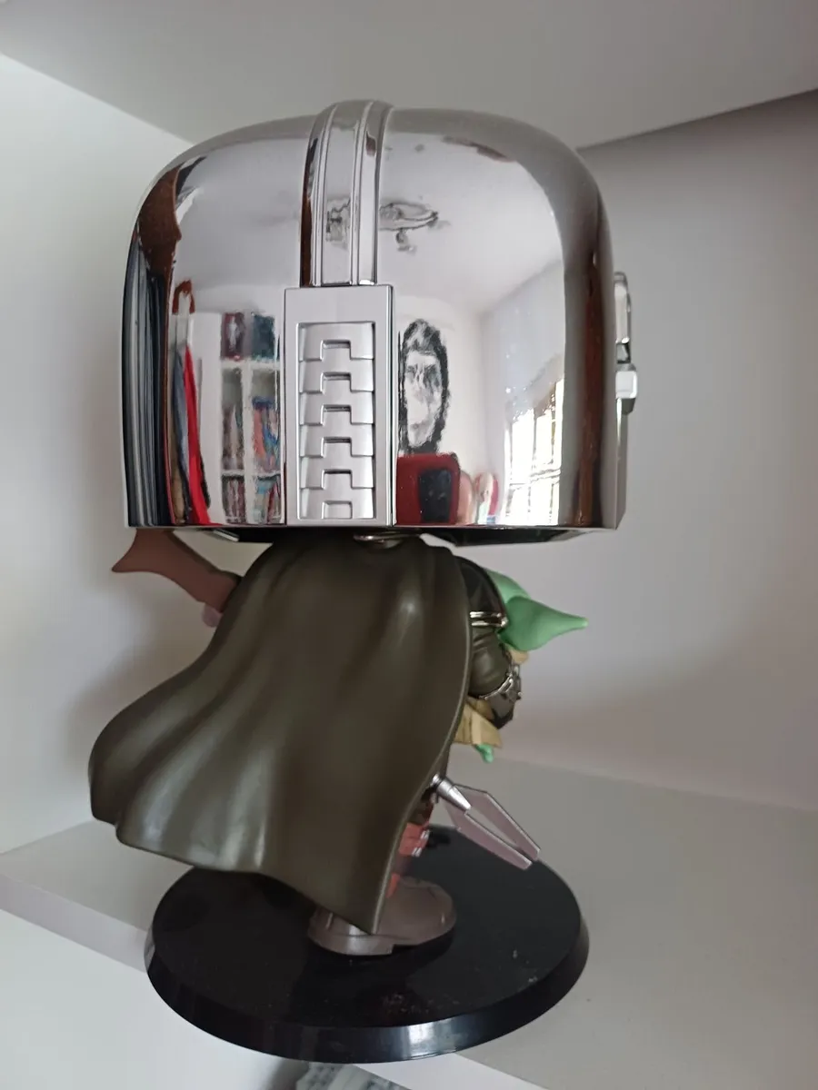 Large Mandolorian Funko Pop - Image 4