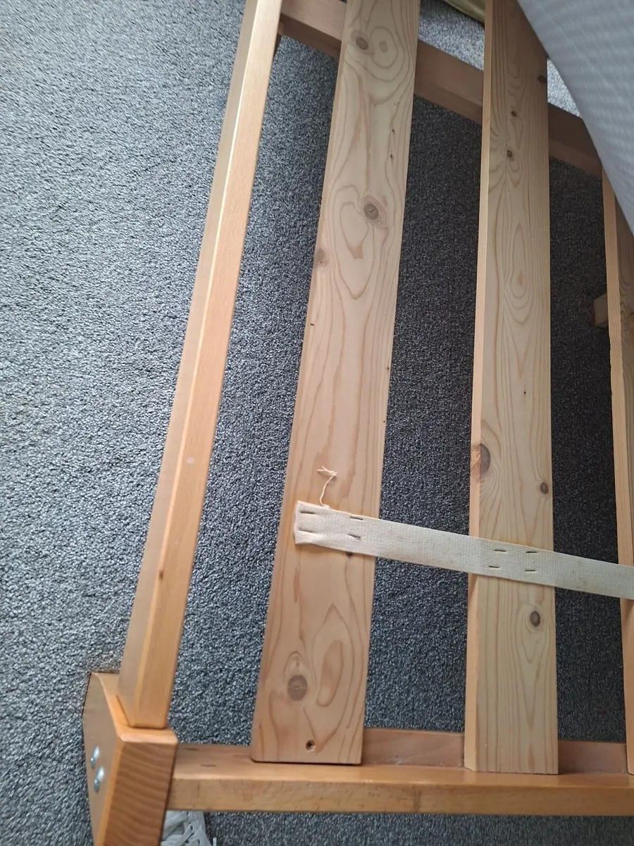 King Size 5ft Pine Bed frame/headboard - Image 2