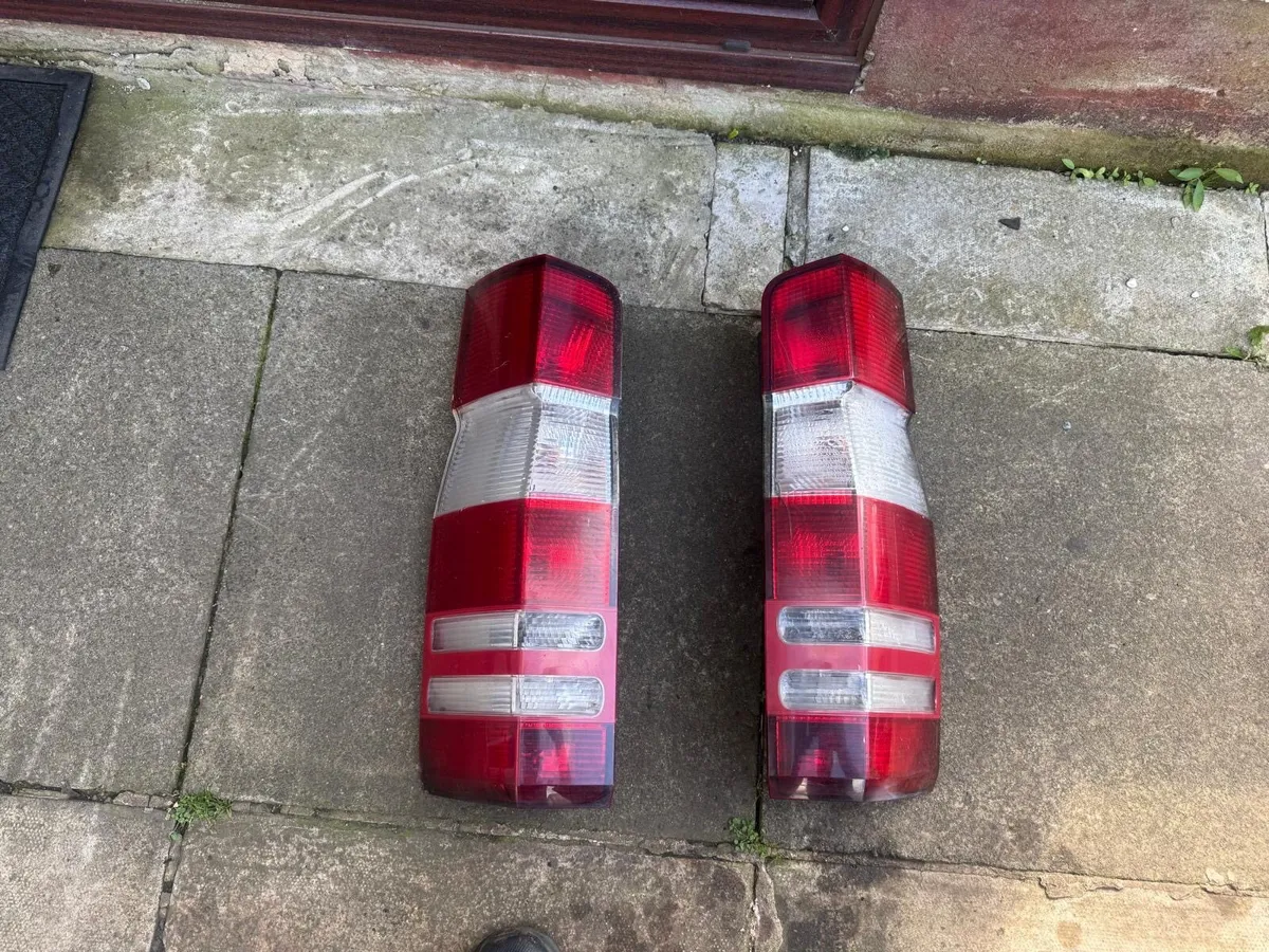 2006-2018 Mercedes-Benz Sprinter W906 Taillights