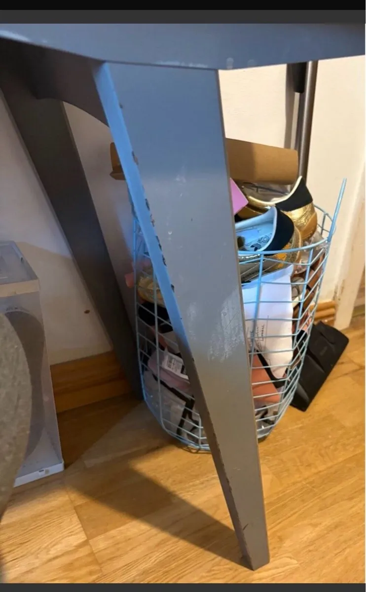 Dressing table , mirror and stool - Image 3