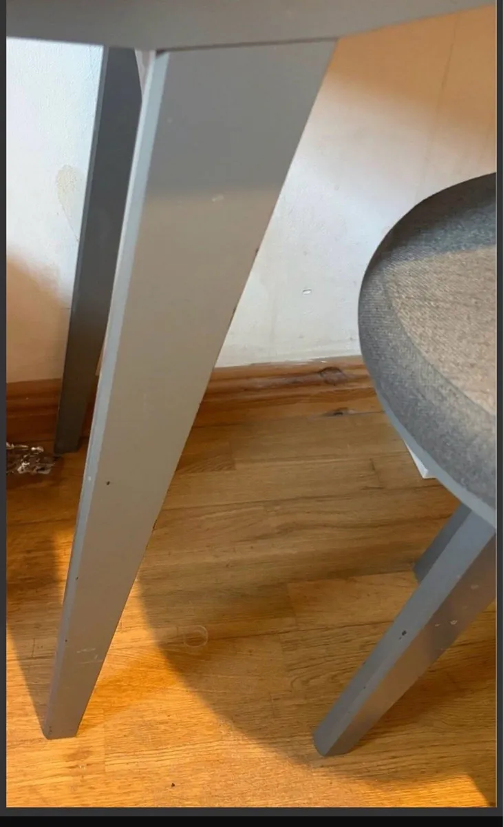 Dressing table , mirror and stool - Image 4