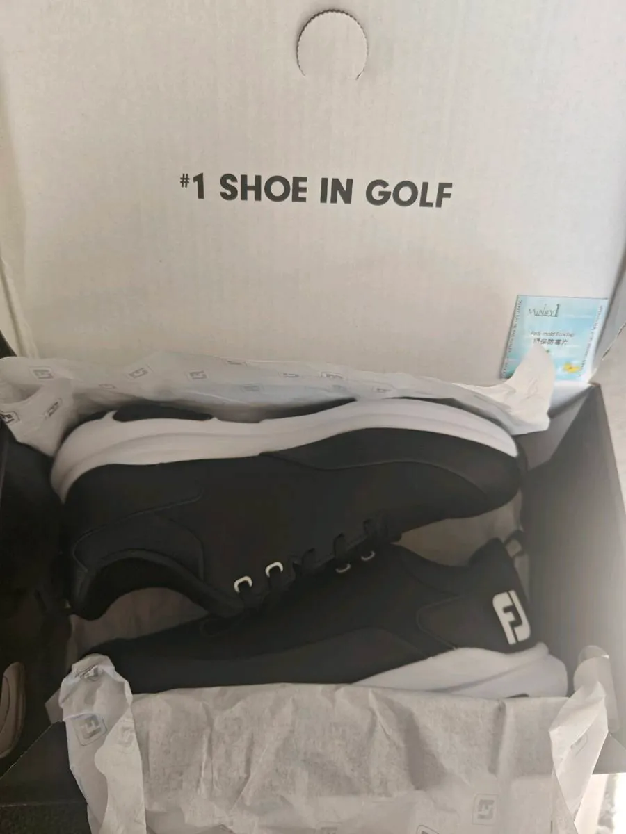 FJ Tour Rival golf shoes - New - Image 1