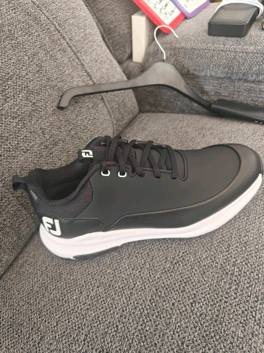 FJ Tour Rival golf shoes - New - Image 3