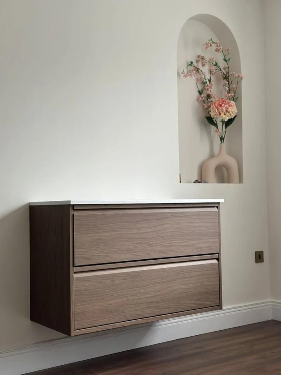 TV Unit - Image 1
