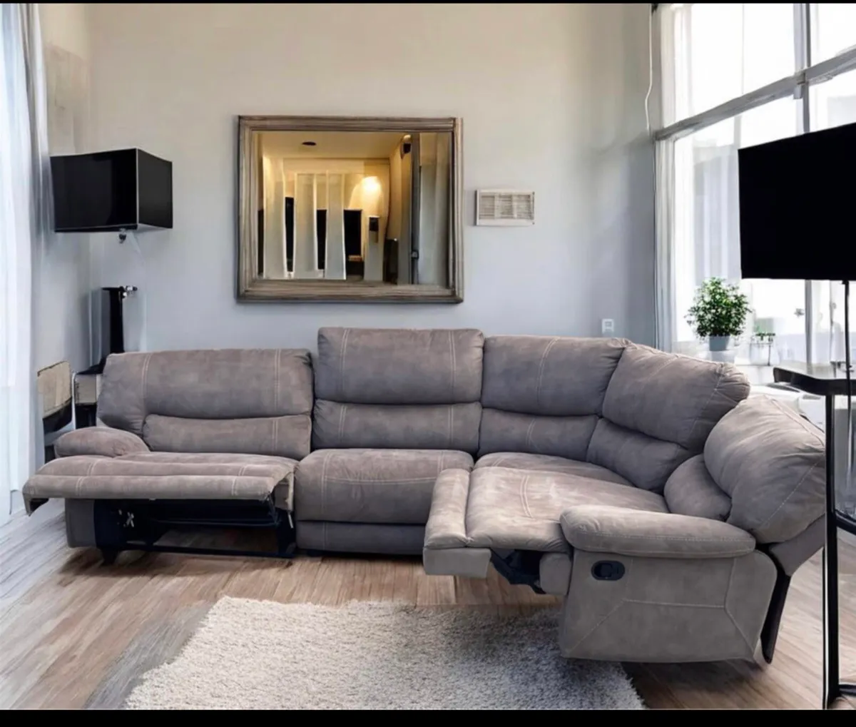 Recliner corner sofa - Image 2