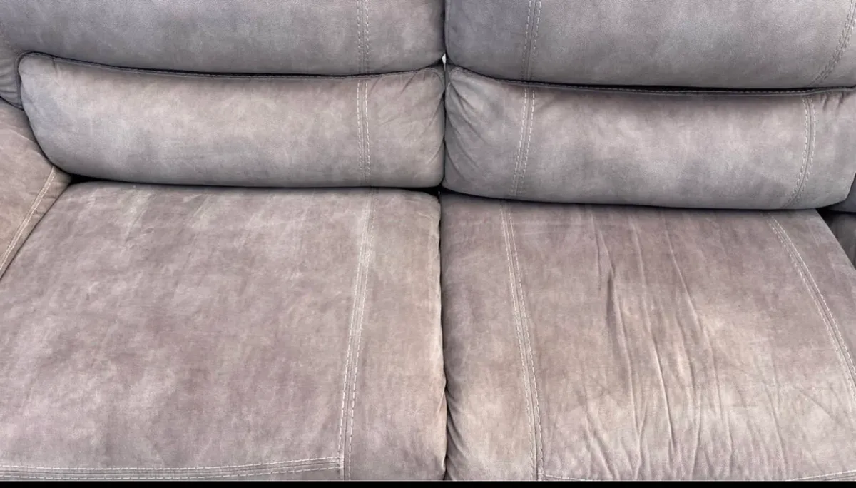 Recliner corner sofa - Image 4