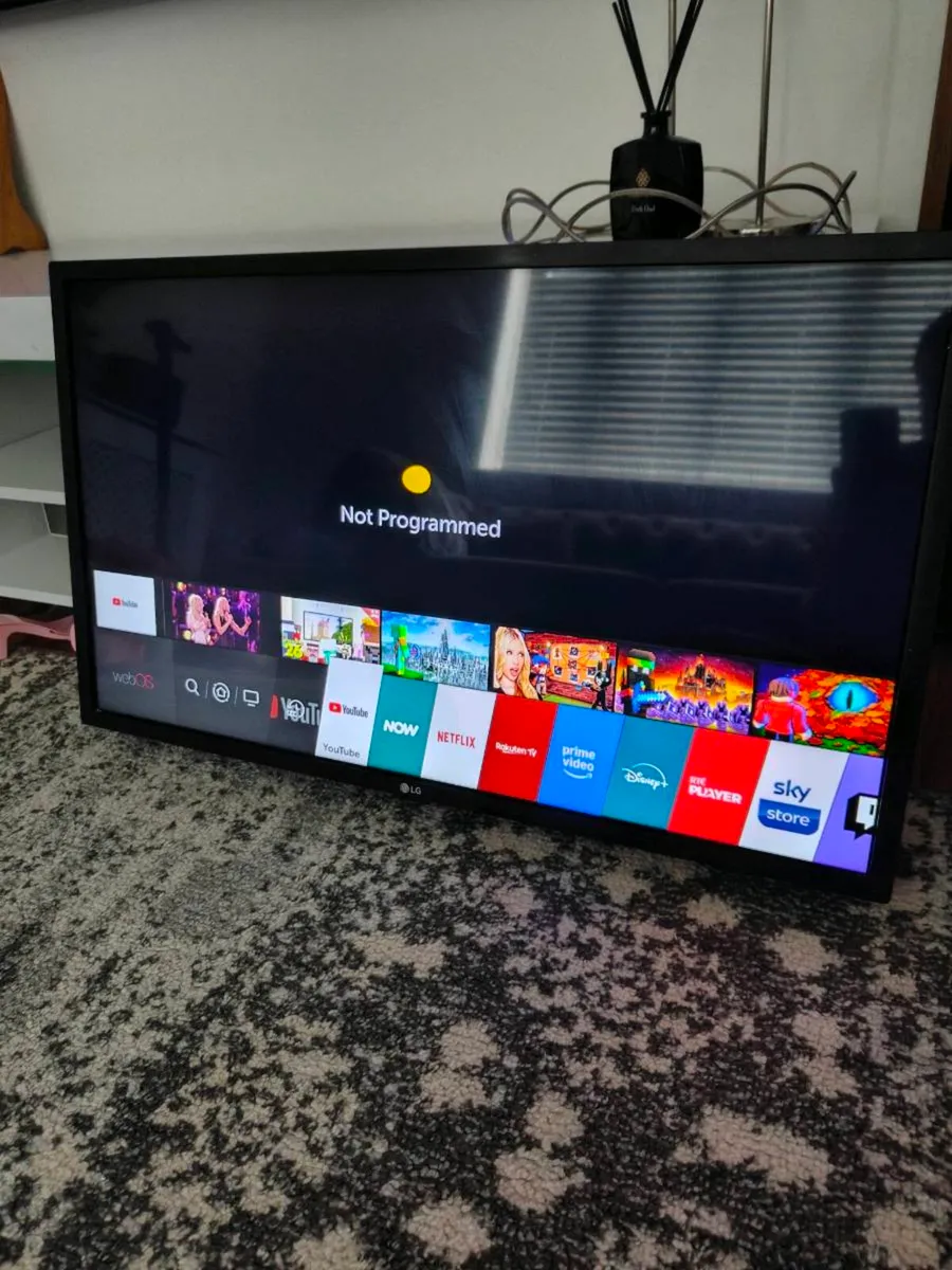 Smart tv LG 32" - Image 2