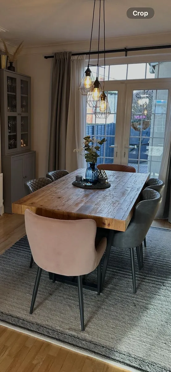 Kitchen table and chairs - Image 4
