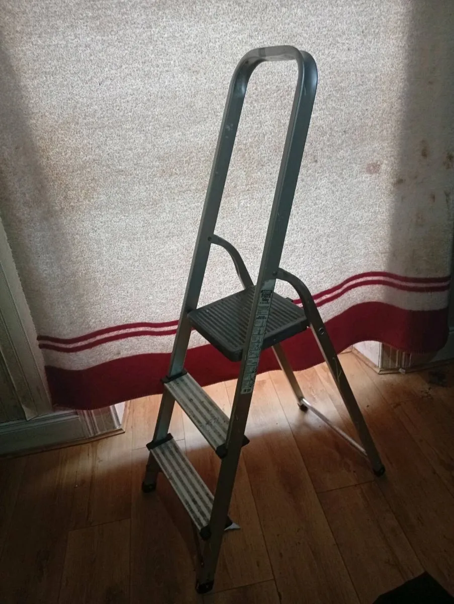 Steel Stair - Image 1