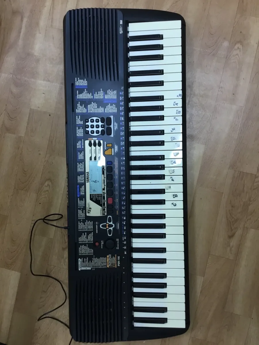 Yamaha psr-195 electric keyboard - Image 4