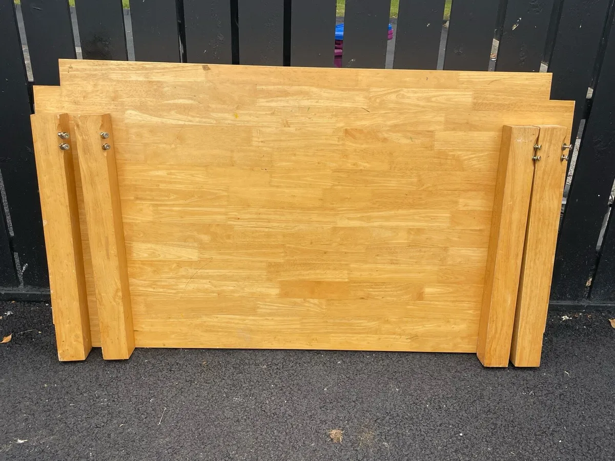 Table with 4 Chairs - Image 1