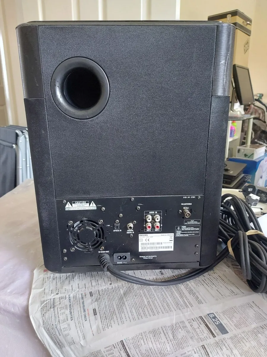 PHILIPS Subwoofer Model SW8140-05 - Image 1