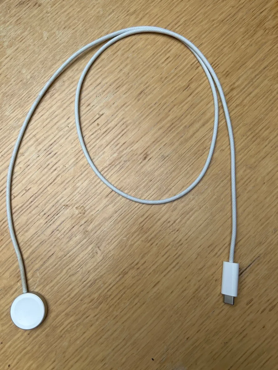 Apple Watch SE 2020 - Image 4