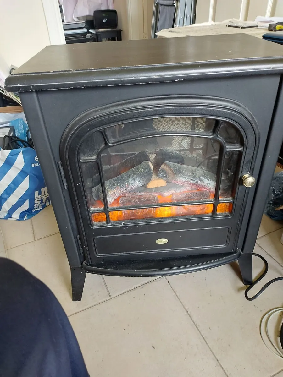 Dimplex Electric Stove Heater, Model CLB. 20L - Image 2