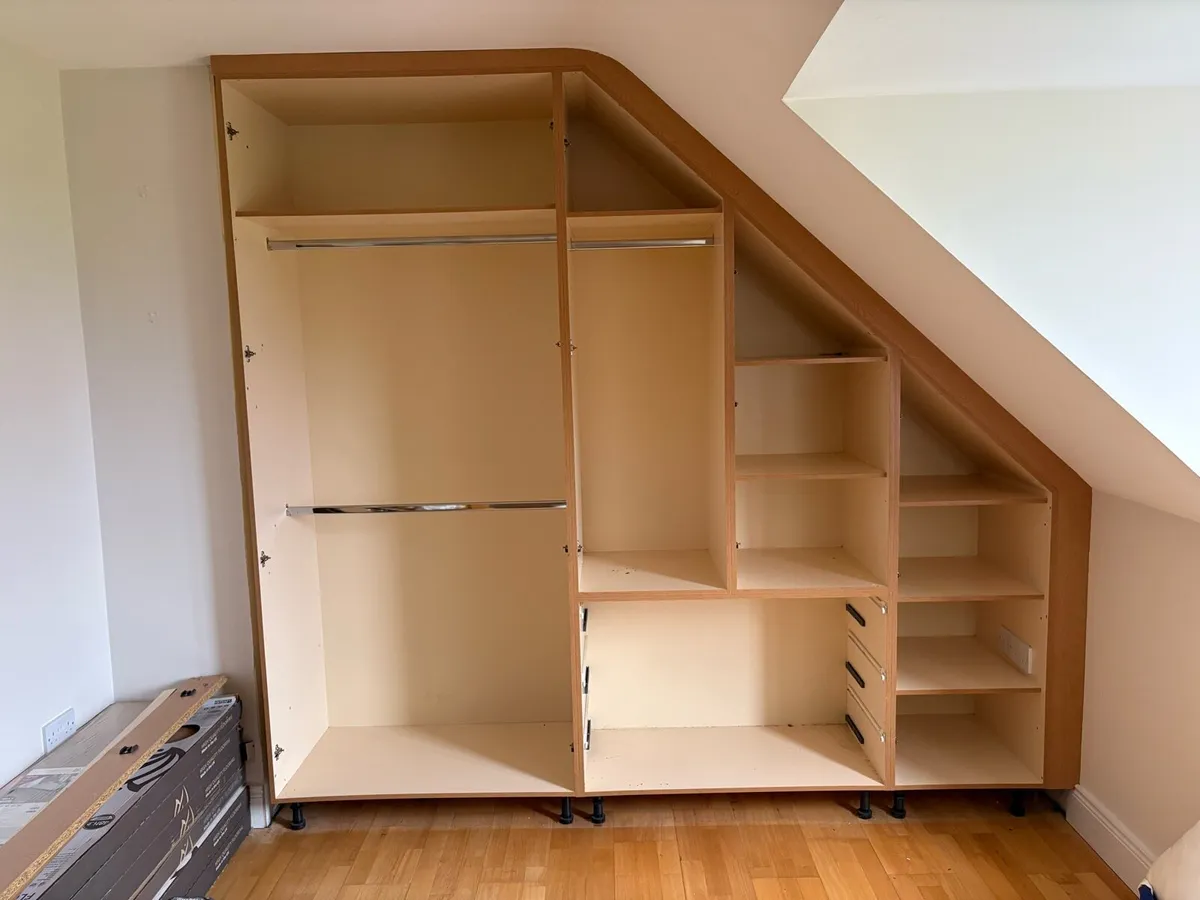 Wardrobe - Image 3