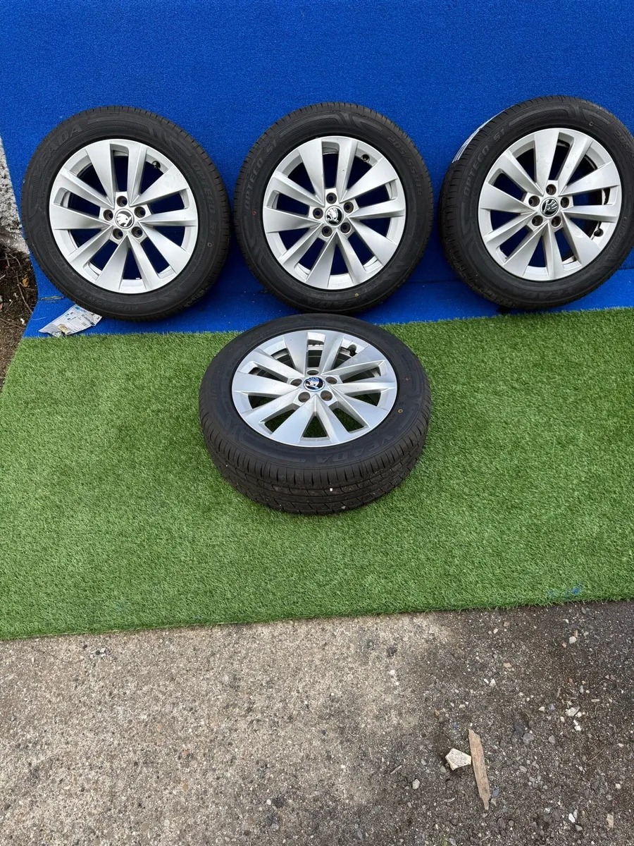 16” Vw Skoda 5x100 with new tyres - Image 1
